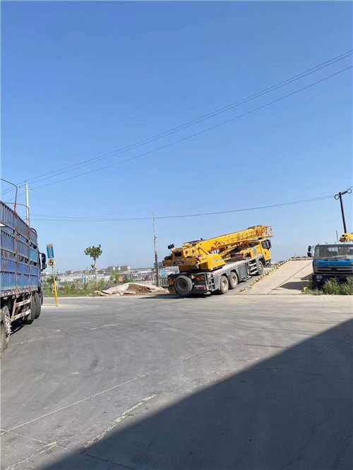 沈河区25吨吊车的租赁价格大概是多少？